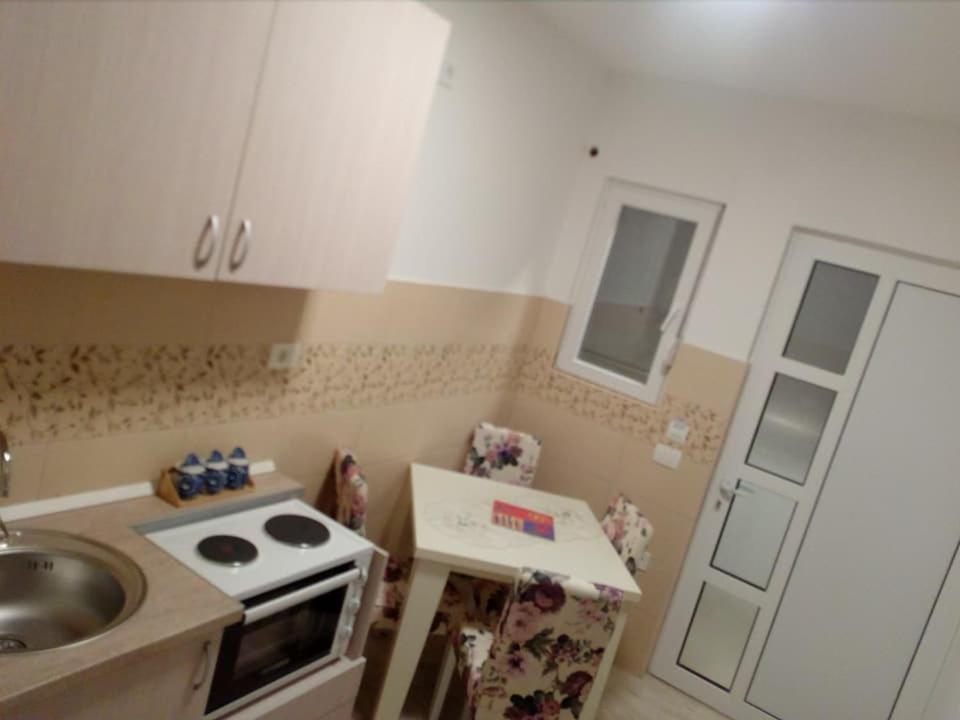 Apartmani M&V 수토모레 외부 사진